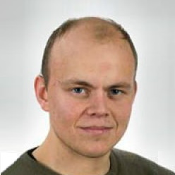 Mynd af starfsmanni