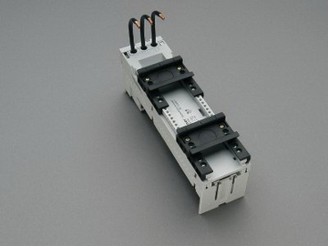 Mynd af Sökkull 32A 54mm 2xDIN m/vírum