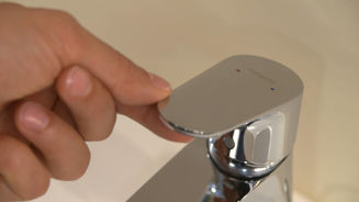 Mynd af Hansgrohe Focus handlaugartæki með botnventil Króm