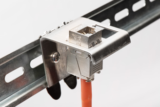 Mynd af RJ45 festing á DIN f. 1xJACK