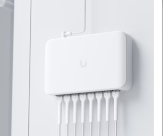 Mynd af Unifi Switch 8 porta 4x POE
