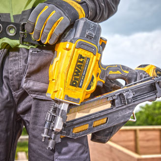 Mynd af DeWalt 18V XR 33° Next Gen naglabyssa