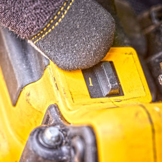 Mynd af DeWalt 18V XR 33° Next Gen naglabyssa